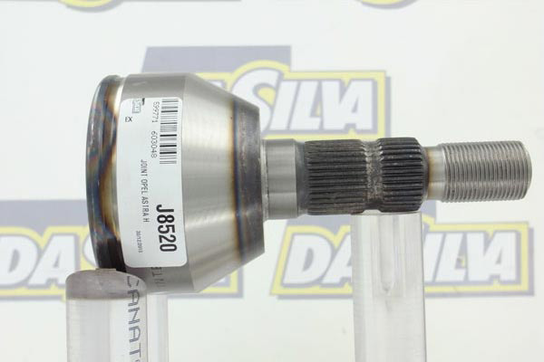J852