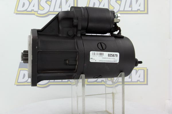 025679