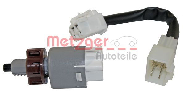 4706296
